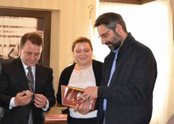 Συνάντηση του Δημάρχου Λ. Ιωαννίδη με τον Οζτζάν Ισικλάρ, Δήμαρχο της Σηλυβρίας