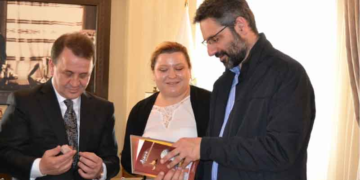 Συνάντηση του Δημάρχου Λ. Ιωαννίδη με τον Οζτζάν Ισικλάρ, Δήμαρχο της Σηλυβρίας