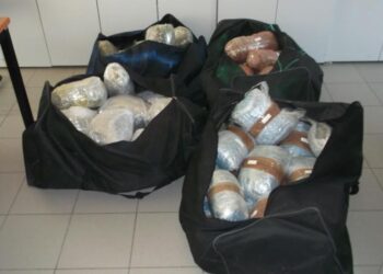 Κρυσταλλοπηγή: Εξαρθρώθηκε σπείρα εμπόρων ναρκωτικών-Κινηματογραφική καταδίωξη! Δείτε τους σάκους με τα ναρκωτικά!