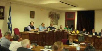 Στα ίδια επίπεδα τα δημοτικά τέλη