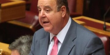 ΑΝΕΛ: Χαϊκάλης-Κόλλια αφήνουν ανοιχτό το ενδεχόμενο να ψηφίσουν για Πρόεδρο εάν…