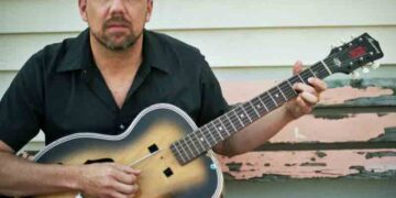 Patrick Sweany – Every Gun (Live in Nashville 2014)