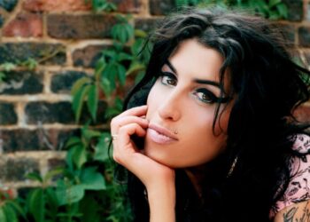 Η Μουσική Γωνιά του Μίλτου Ηλιάδη, στο e-ptolemeos.gr – Paul Weller and Amy Winehouse I Heard it through