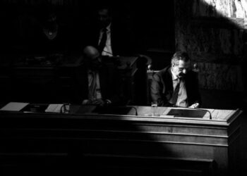 NYT: Πιθανό να αντικατασταθεί ο Σαμαράς για να αποφευχθούν οι εκλογές