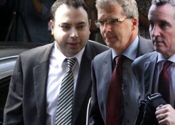 Τρόικα: Τέλος τα χρήματα προς Ελλάδα, αν δεν υπάρξει συμφωνία μέσα στο 2014