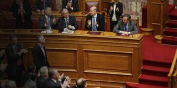 Σε δραματικές συνθήκες ψηφίζουμε Πρόεδρο ή πάμε για εκλογές