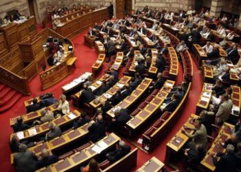 Επίσπευση της εκλογής Προέδρου της Δημοκρατίας ετοιμάζει η κυβέρνηση