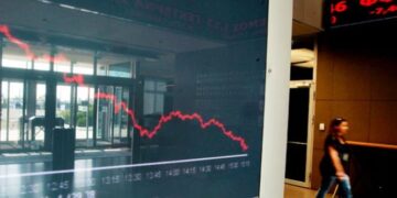 H «τέλεια καταιγίδα» στο Χρηματιστήριο: Μέσα σε τρεις μέρες έχασε 13 δισ. ευρώ