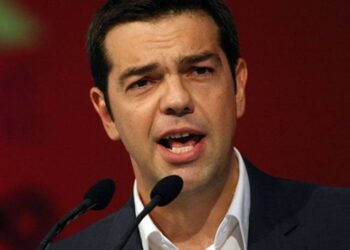 Τσίπρας για Σαμαρά: Βρίσκεται σε πανικό και απόγνωση!