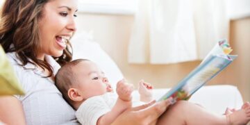 Γιατί τα μωρά που θηλάζουν είναι τόσο έξυπνα;