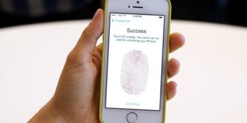 Θεσσαλονίκη: Η περιπέτεια της κοπέλας ξεκίνησε όταν της έπεσε στο ταξί το iPhone που κρατούσε…