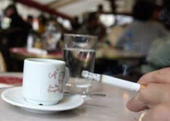 Υπουργείο Υγείας: Επιστρατεύει εισαγγελέα για να κόψουμε το κάπνισμα!