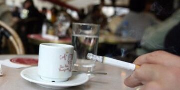 Υπουργείο Υγείας: Επιστρατεύει εισαγγελέα για να κόψουμε το κάπνισμα!