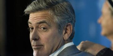 Κλούνι: «Δίκαιο αίτημα» η επιστροφή των γλυπτών του Παρθενώνα