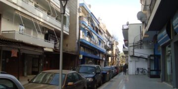 Φωταγωγήθηκε η οδός Ιωάννου Χρηστίδη