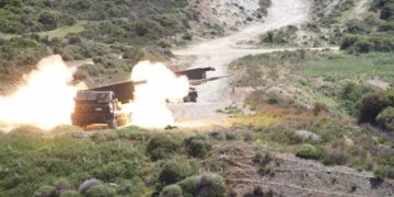 «Έβρεξε» καυτό ατσάλι στον Έβρο (pics)