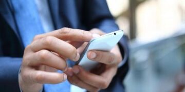 Χαράτσι σε όλες τις παροχές των εργοδοτών προς τους υπαλλήλους τους που ξεπερνούν τα 300 ευρώ