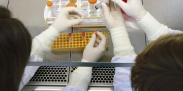 Ελπιδοφόρες τεχνικές μετατρέπουν κύτταρα του δέρματος σε κύτταρα του ήπατος και της καρδιάς