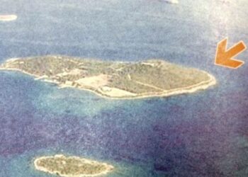 Στο σφυρί η “Χώρα” του Σουνίου