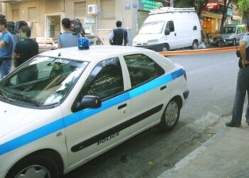 Θεσσαλονίκη: Χαμός σε νοσοκομείο – Ο πατέρας προσπάθησε να μαχαιρώσει τον γιο του, για τα νοσήλια της γυναίκας του!