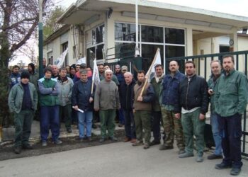 Παράσταση διαμαρτυρίας στον ΑΗΣ Πτολεμαΐδος για την απλήρωτη εργασία στις εργολαβίες