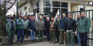 Παράσταση διαμαρτυρίας στον ΑΗΣ Πτολεμαΐδος για την απλήρωτη εργασία στις εργολαβίες