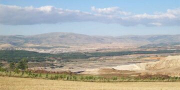 Εξώδικα της ΔΕΗ για εκκένωση του οικισμού της Μαυροπηγής