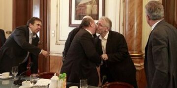 Εγένετο νέα Γενική Συλλογική Σύμβαση Εργασίας.Διατηρούνται επίδομα γάμου, τριετίες και 13ος – 14ος μισθός