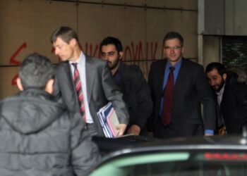 Έκλεισαν οι απολύσεις στο Δημόσιο – Από Δήμους και Περιφέρειες οι διαθεσιμότητες του Μαρτίου – Μπλόκο σε όλα τα άλλα από την τρόικα