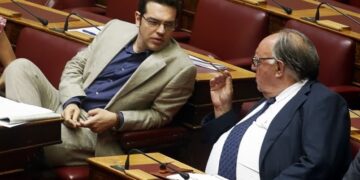 Πάγκαλος στο Twitter: Μας πήρανε τον Τόμσεν λαλούμ λαλούμ λαλούμ. Την τρόικα μας πήραν ζουμ τριαλαρό. Σύριζα και Τσίπρας και ζήτω η δραχμή