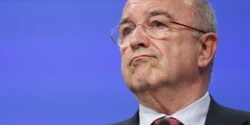 Παρέμβαση Αλμούνια για την ανακεφαλαιοποίηση των τραπεζών. “Ραβασάκι” με 4 εντολές στην Ελλάδα