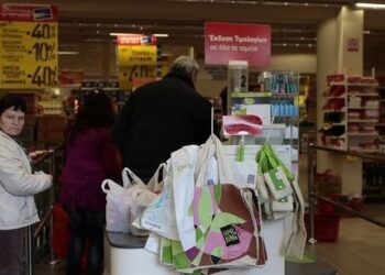 Τέλος στο φορολογικό σήριαλ: Ποιες αποδείξεις “μετρούν” και ποιες δαπάνες εκπίπτουν