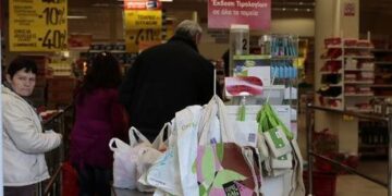 Τέλος στο φορολογικό σήριαλ: Ποιες αποδείξεις “μετρούν” και ποιες δαπάνες εκπίπτουν