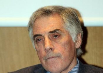 Σύγκρουση για τους «αιώνιους» φοιτητές