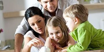 Νωρίτερα το επίδομα σε 700.000 οικογένειες