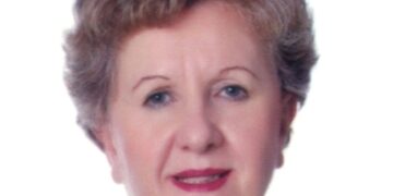 «Ξανά τα ίδια με τα πολιτικά μας δρώμενα» – Γράφει η Συρματένια (Τούλα) Καλογήρου Φιλόλογος – Παιδαγωγός