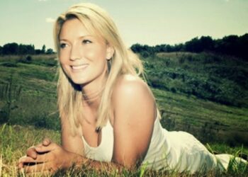 Γιατί κάποιες γυναίκες δείχνουν μικρότερες