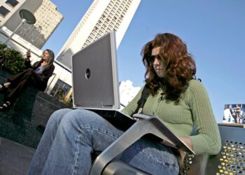 Δωρεάν Ιντερνετ σε 5.000 σημεία πανελλαδικά ώς τα τέλη του 2014