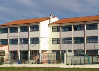 Θεατρική παράσταση 5ου γυμνασίου Πτολεμαΐδας για την 25η Μαρτίου