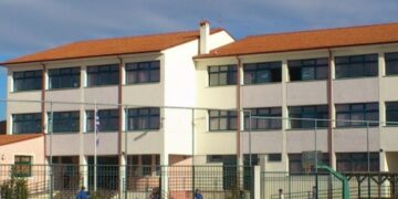 Θεατρική παράσταση 5ου γυμνασίου Πτολεμαΐδας για την 25η Μαρτίου