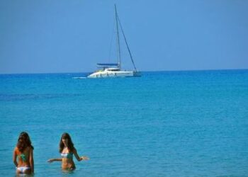 Από σήμερα οι αιτήσεις για τα εισιτήρια κοινωνικού τουρισμού του ΕΟΤ.