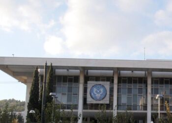 Κομμωτής της αμερικανικής πρεσβείας μηνύσε αστυνομικούς της ομάδα ΔΙΑΣ