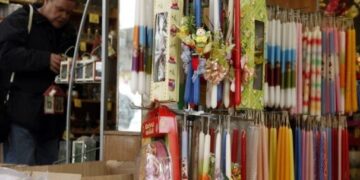 Πρεμιέρα για το πασχαλινό ωράριο στις 10 Απριλίου-Ανοιχτά τα καταστήματα την Κυριακή των Βαΐων