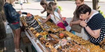 Άδειες υπαίθριου πωλητή σε ανέργους