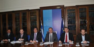 Με πρωτοβουλία του ΥΜΑΘ εξασφαλίστηκε και φέτος ο επιφανειακός καθαρισμός του Θερμαϊκού Κόλπου