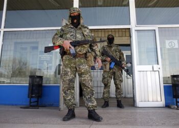 Ουκρανία: Μπαράζ καταλήψεων από φιλορώσους-Κυρώσεις ΗΠΑ σε Ρωσία