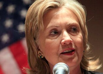 Ομιλία και 200.000 δολάρια για τη Χίλαρι Κλίντον