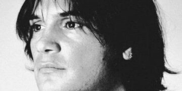 Οι Mουσικές Επιλογές του e-ptolemeos.gr, Francesco Rossi – Paper Aeroplane