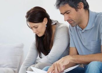 ΥΠ. ΟΙΚΟΝΟΜΙΚΩΝ: Εξτρα φόροι για ανέργους και χαμηλά εισοδήματα – Υπέρογκους φόρους κρύβουν τα φετινά εκκαθαριστικά σημειώματα για χιλιάδες ανέργους οι οποίοι το 2013 απασχολήθηκαν σε επιδοτούμενα προγράμματα και έλαβαν ποσά από 300 έως 600 ευρώ ή εισέπραξαν μερικά λεπτά του ευρώ από τόκους καταθέσεων αλλά και για τους φορολογούμενους που είχαν πενιχρά εισοδήματα από ενοίκια.