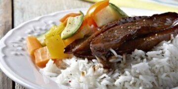 Κοτόπουλο με λεμόνι και μέλι